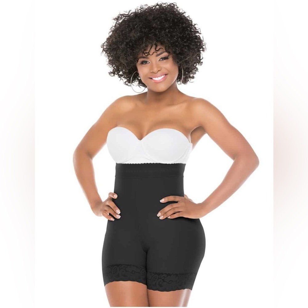 Fajas Colombiana Elegant Black and White Strapless Shapewear